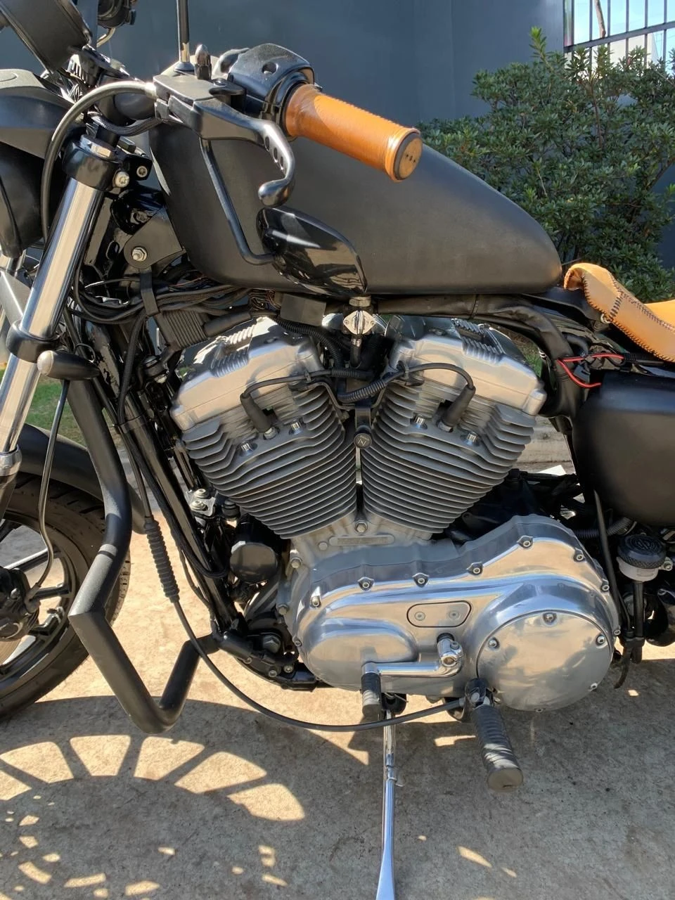 HARLEY-DAVIDSON SPORTSTER XL 883