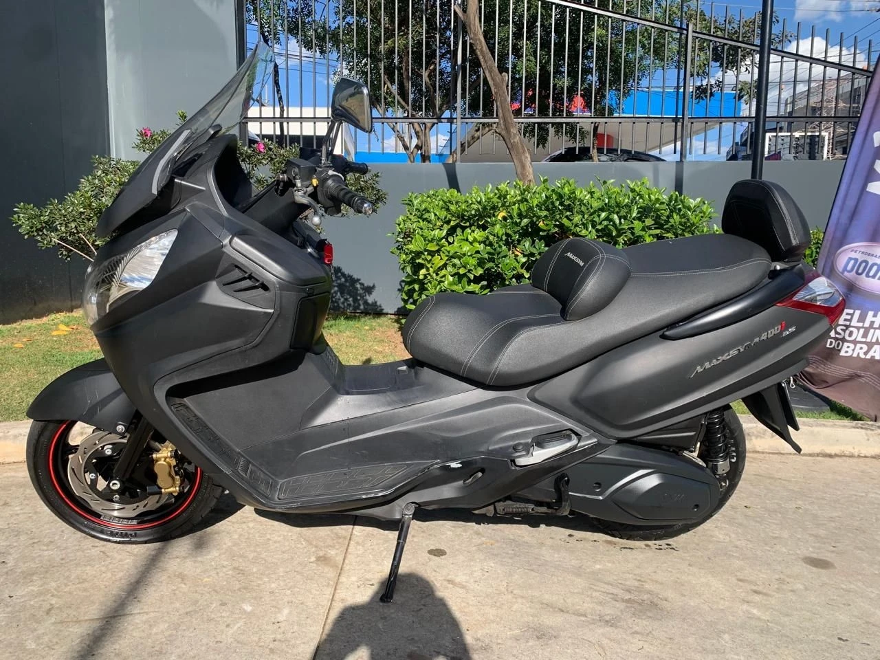 DAFRA MAXSYM 400i