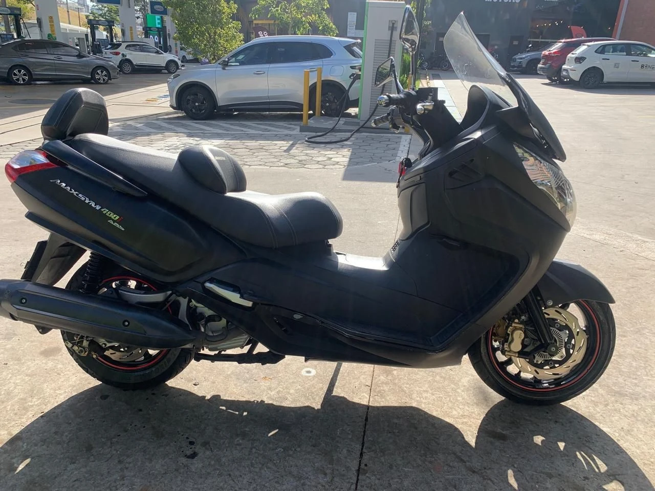 DAFRA MAXSYM 400i