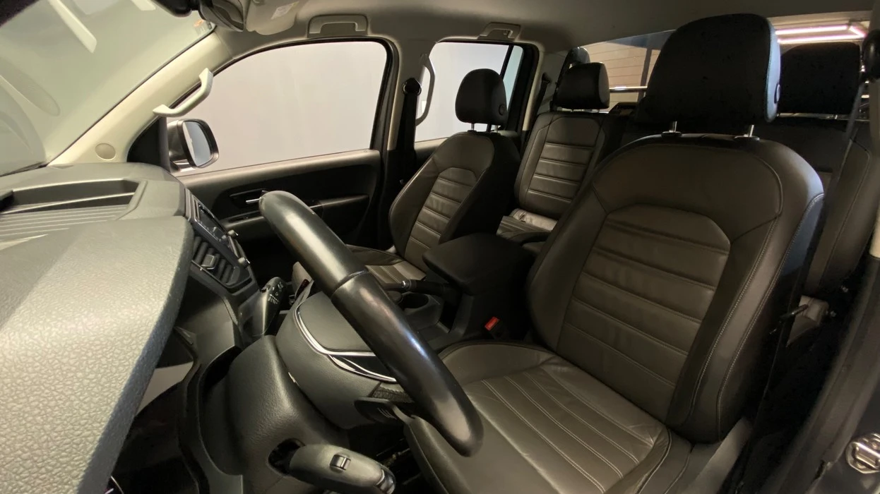 VOLKSWAGEN AMAROK