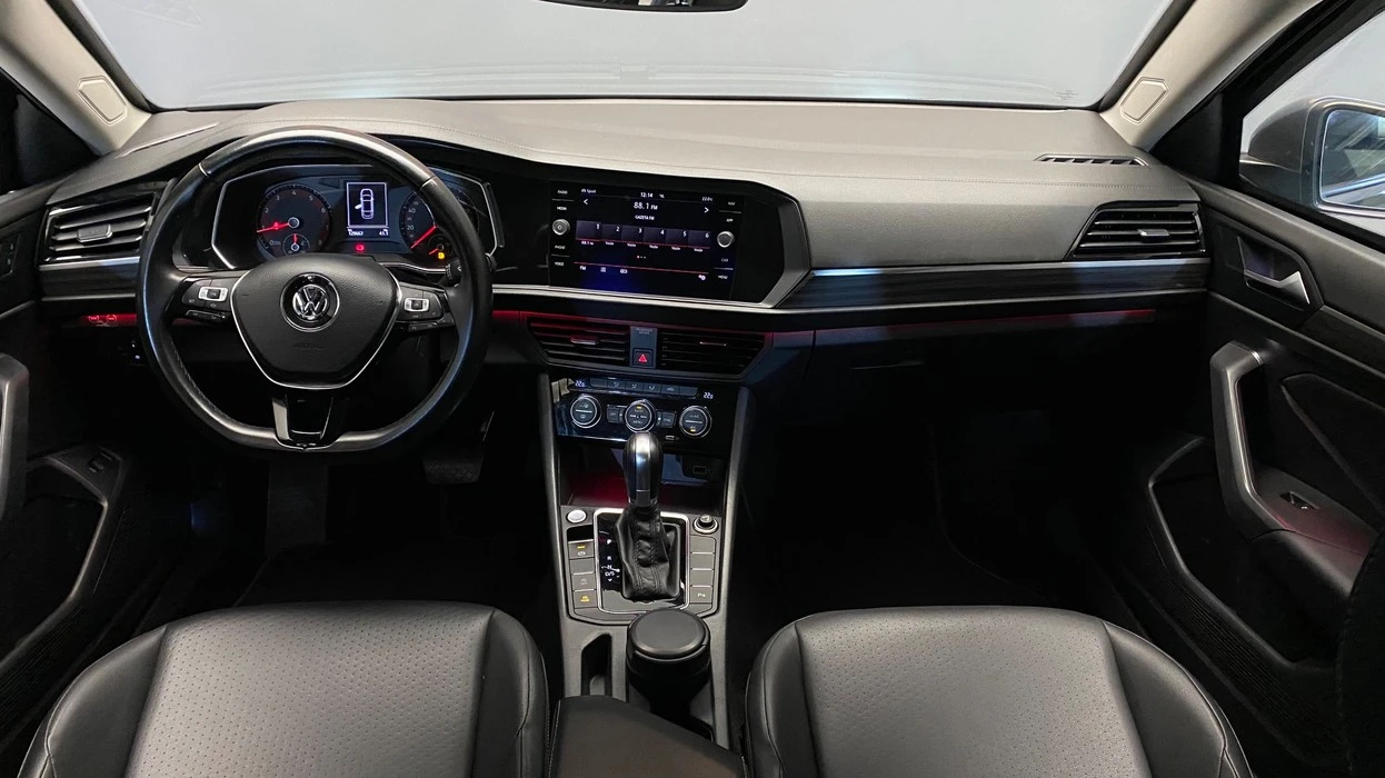 VOLKSWAGEN JETTA