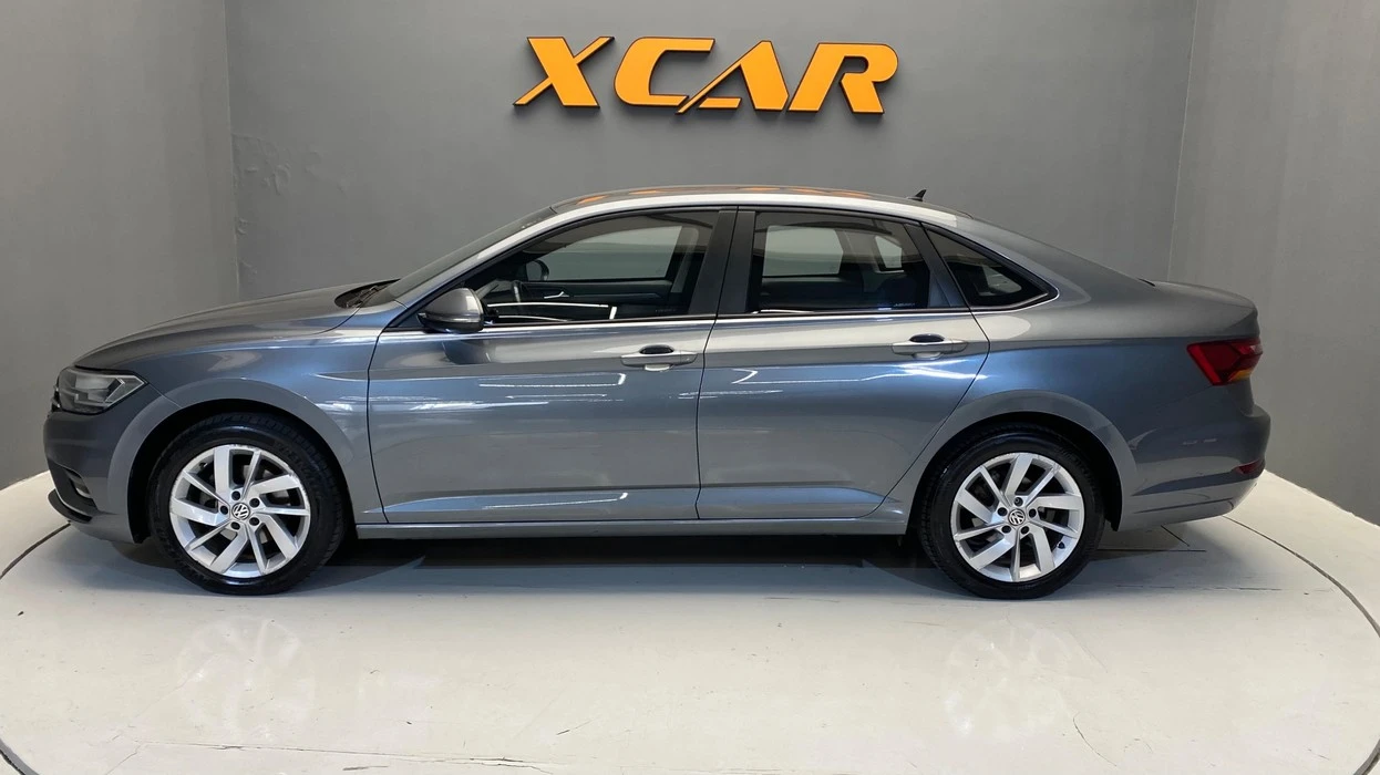 VOLKSWAGEN JETTA
