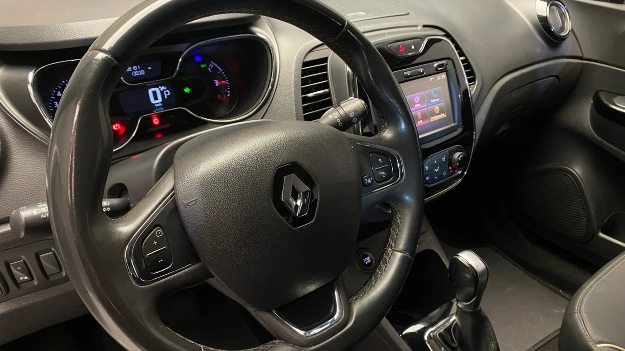 RENAULT CAPTUR