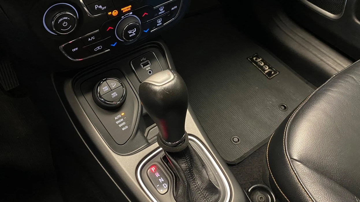 JEEP COMPASS