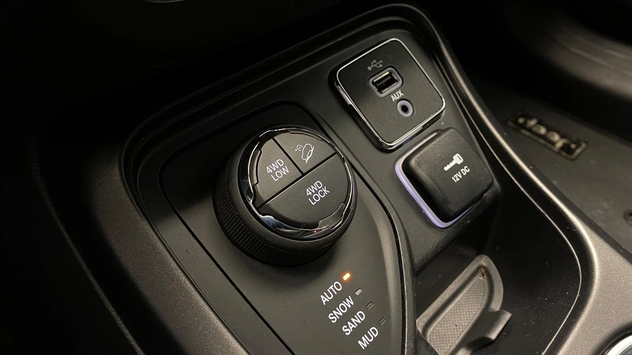 JEEP COMPASS