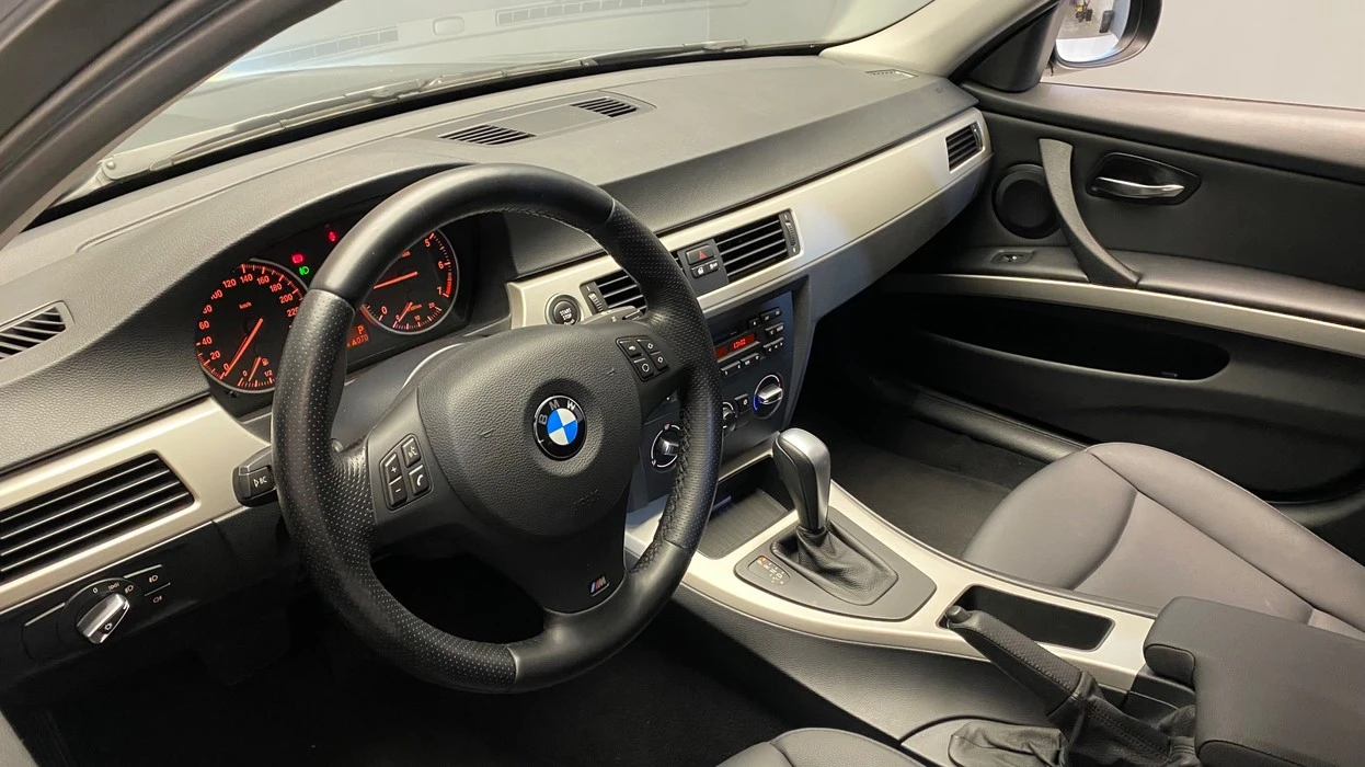 BMW 318i