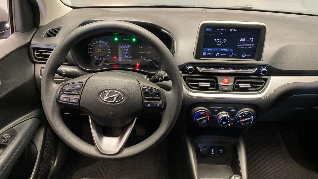 HYUNDAI HB20