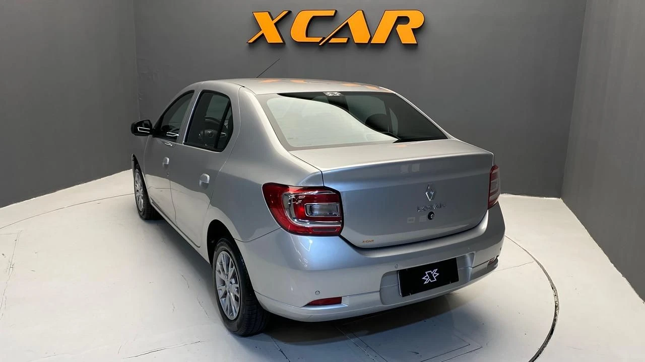 RENAULT LOGAN