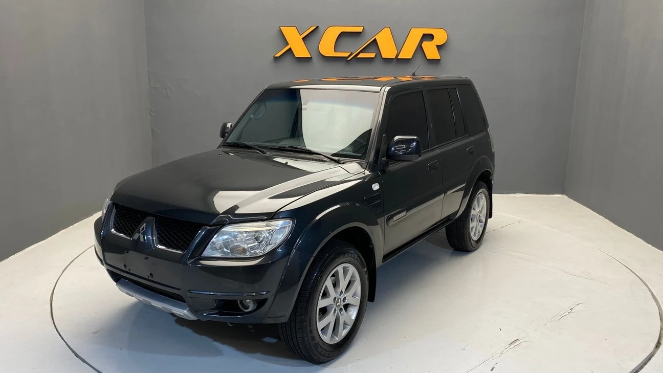 MITSUBISHI PAJERO TR4