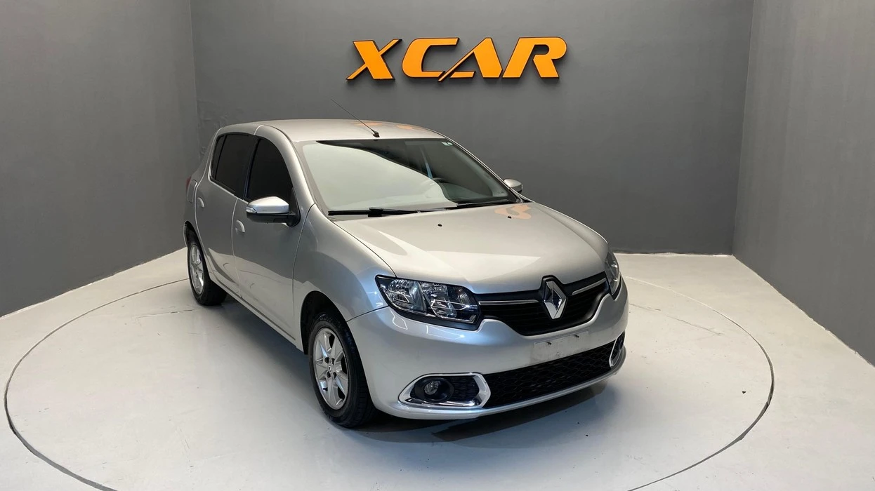 RENAULT SANDERO