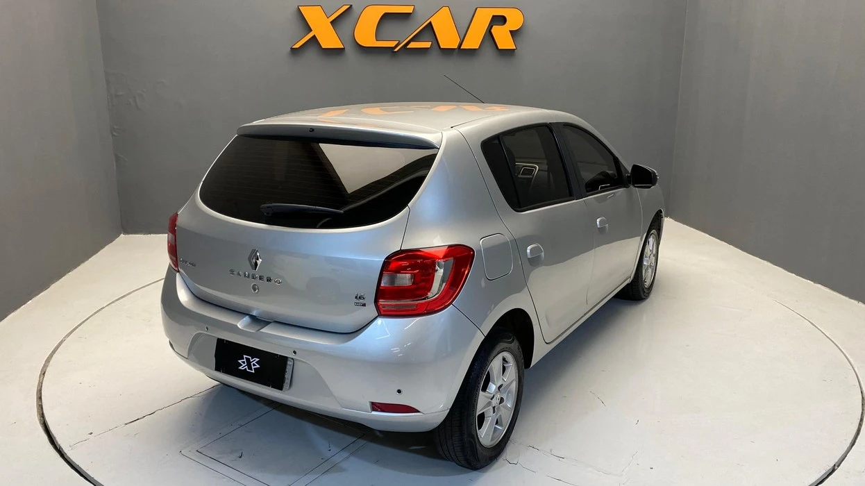 RENAULT SANDERO
