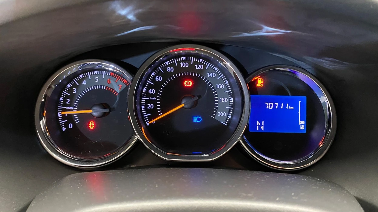 RENAULT SANDERO