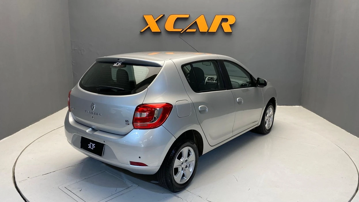 RENAULT SANDERO
