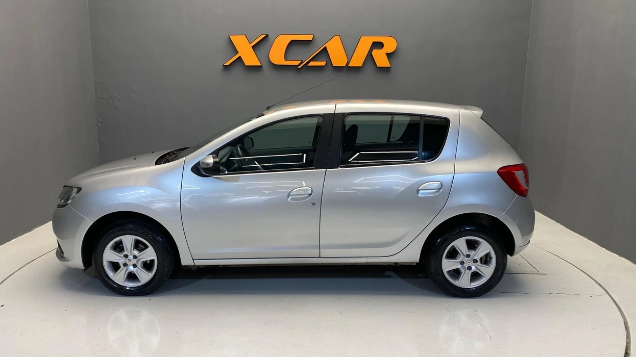 RENAULT SANDERO