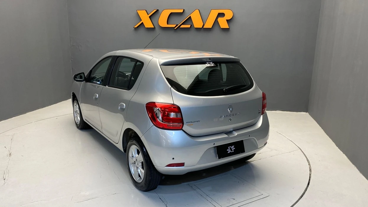 RENAULT SANDERO