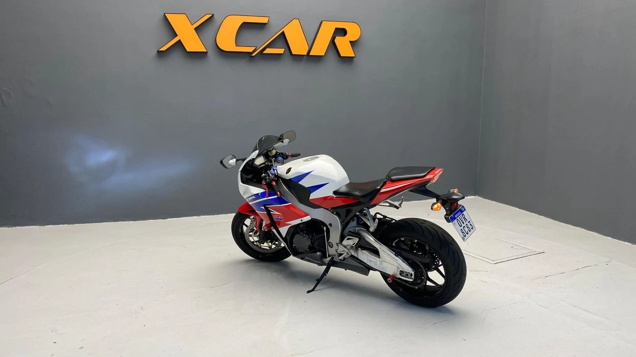 HONDA CBR 1000RR