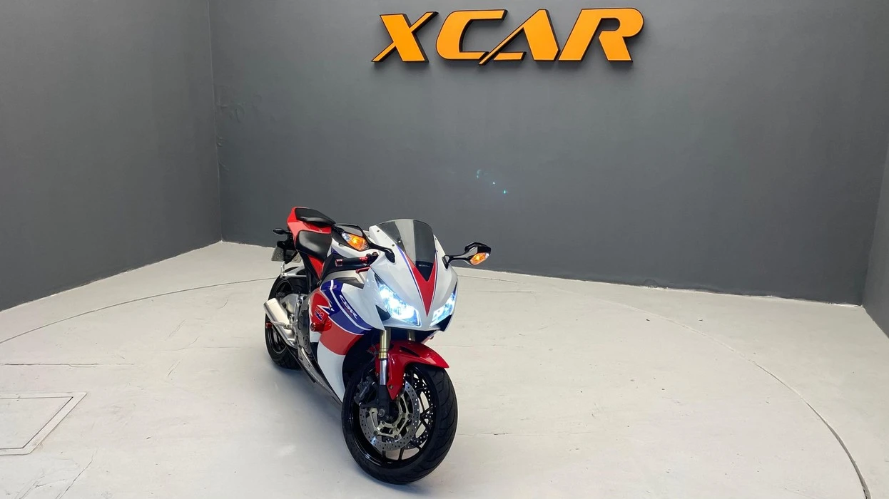 HONDA CBR 1000RR