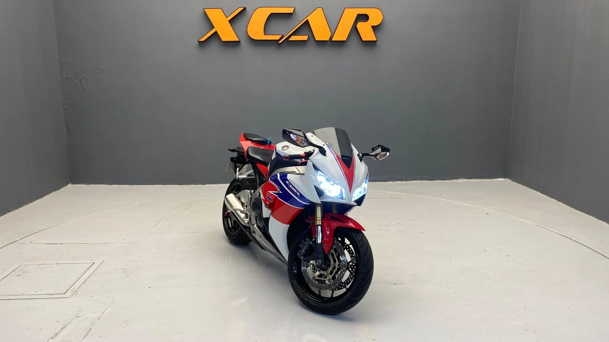 HONDA CBR 1000RR