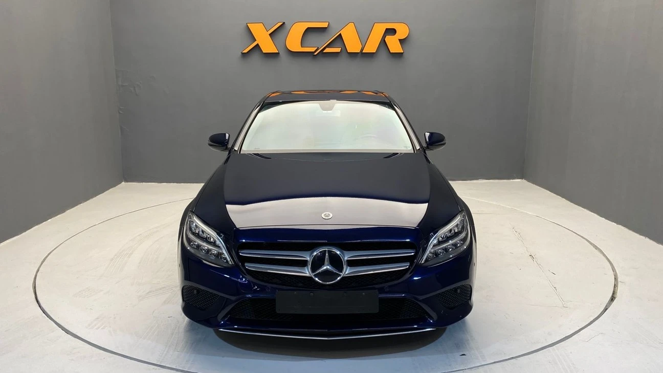 MERCEDES-BENZ C 180