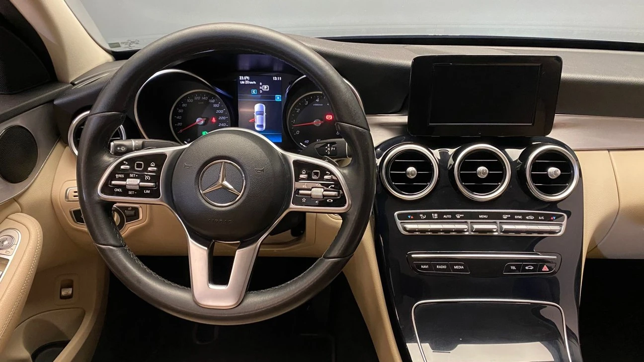 MERCEDES-BENZ C 180