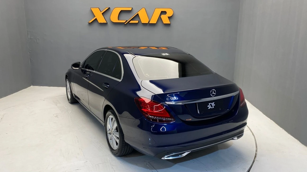 MERCEDES-BENZ C 180