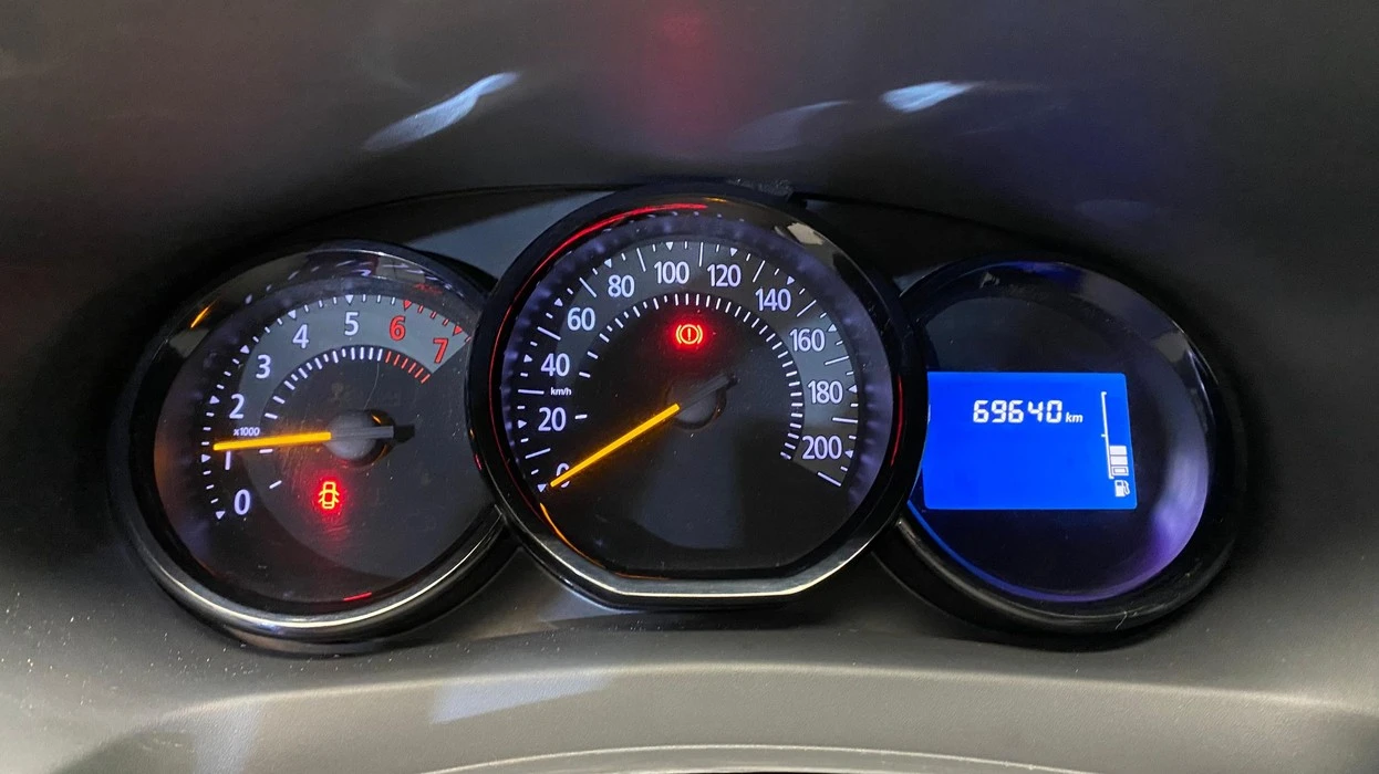 RENAULT SANDERO