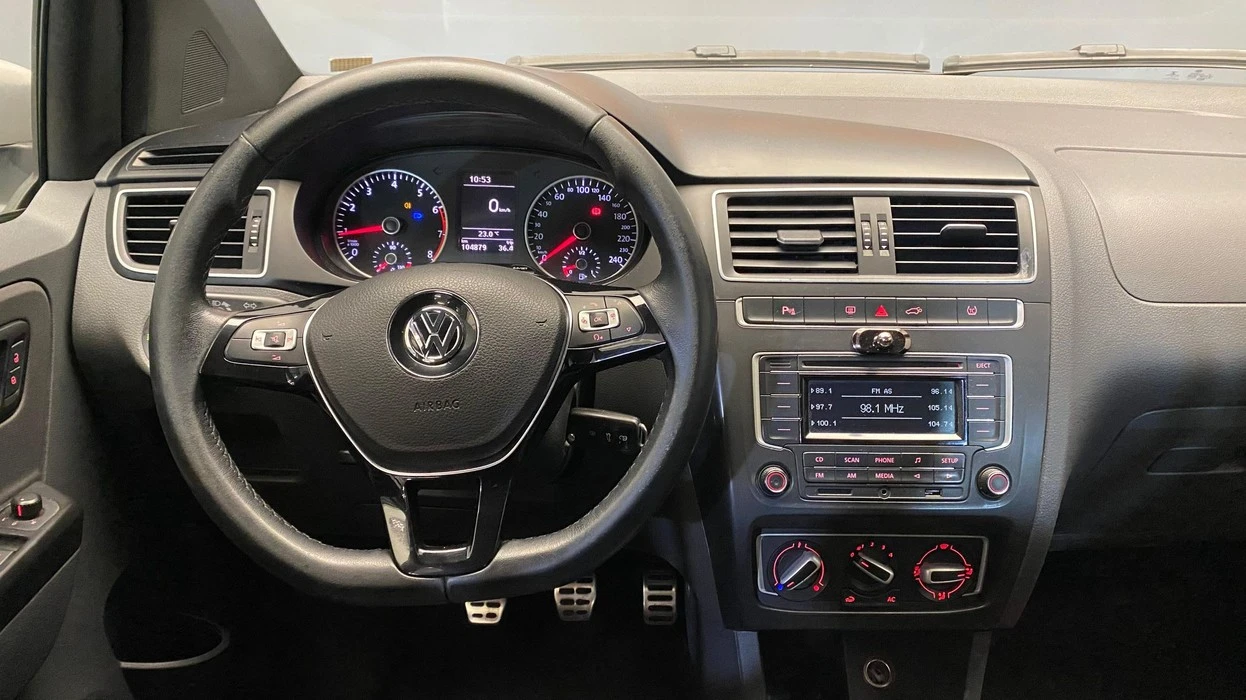 VOLKSWAGEN CROSSFOX