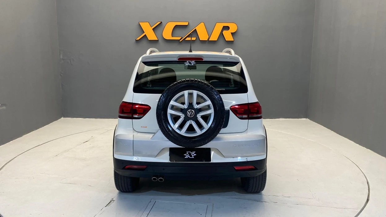 VOLKSWAGEN CROSSFOX
