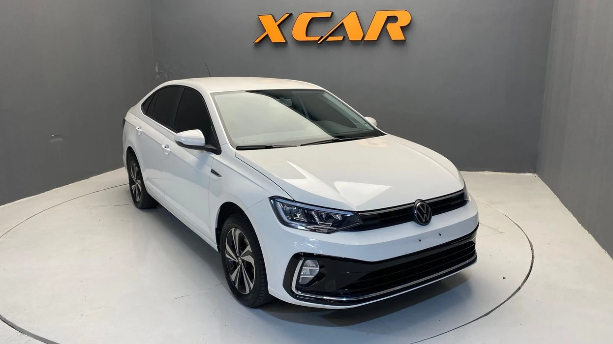 VOLKSWAGEN VIRTUS