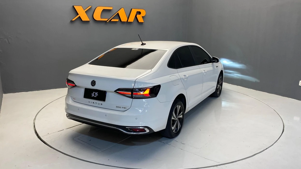 VOLKSWAGEN VIRTUS