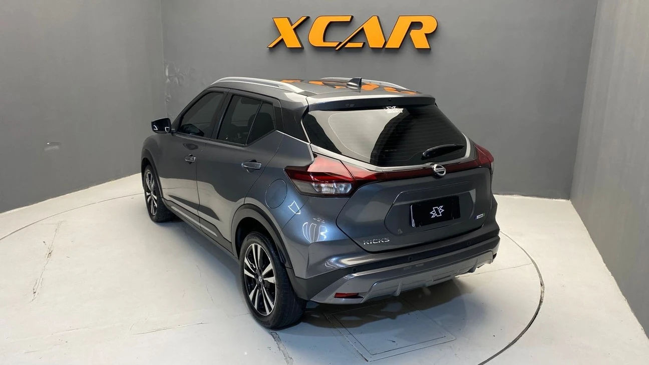 NISSAN KICKS