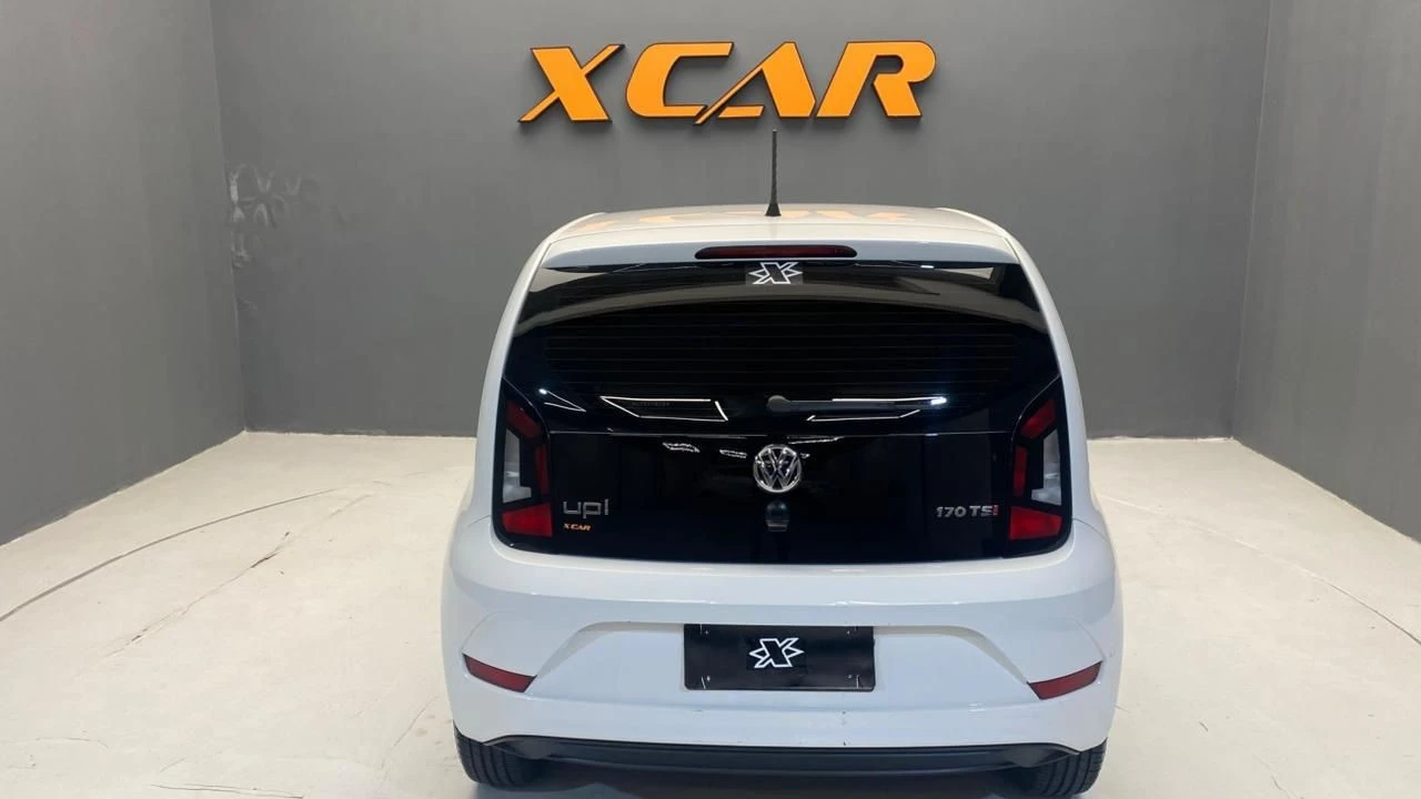 VOLKSWAGEN UP