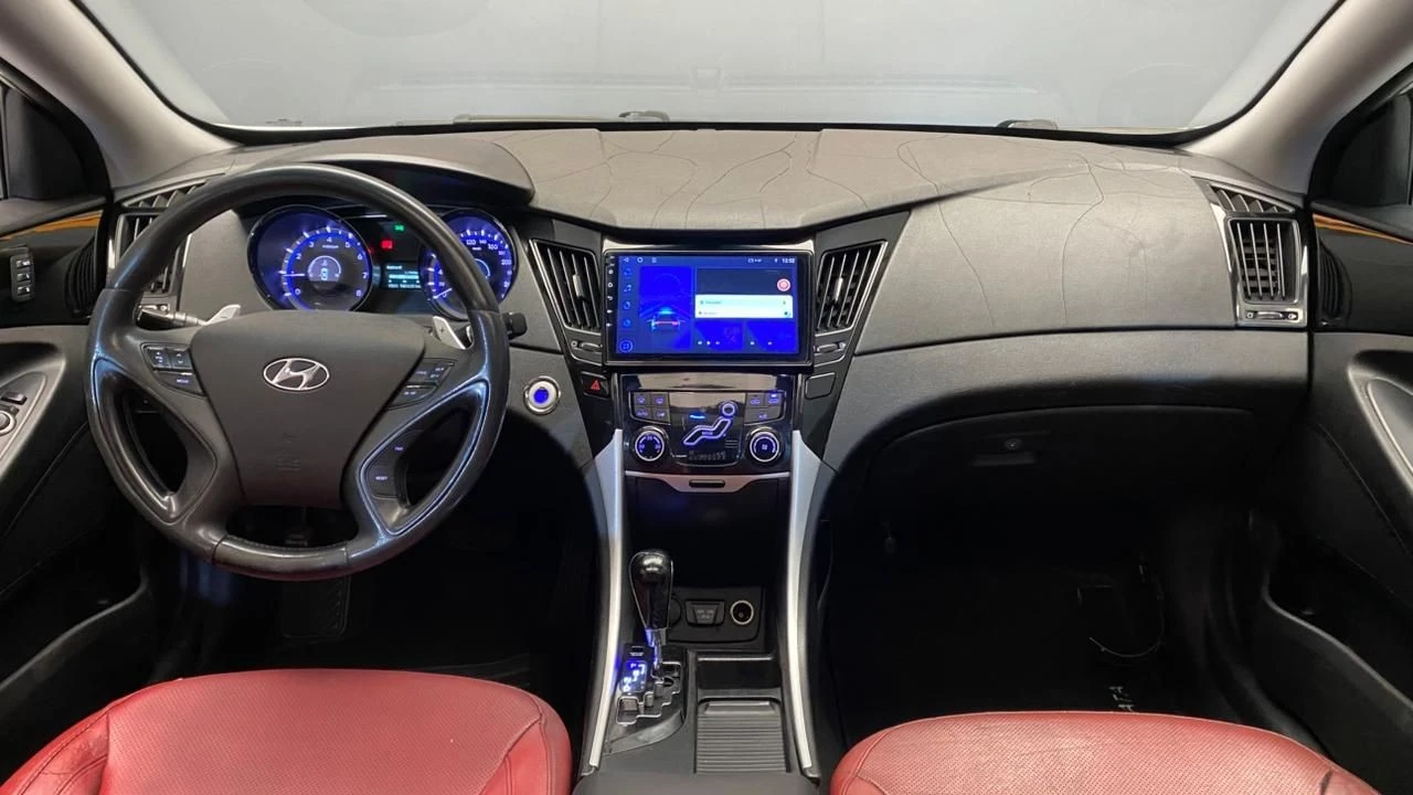 HYUNDAI SONATA