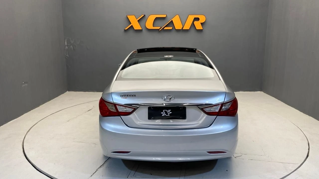 HYUNDAI SONATA