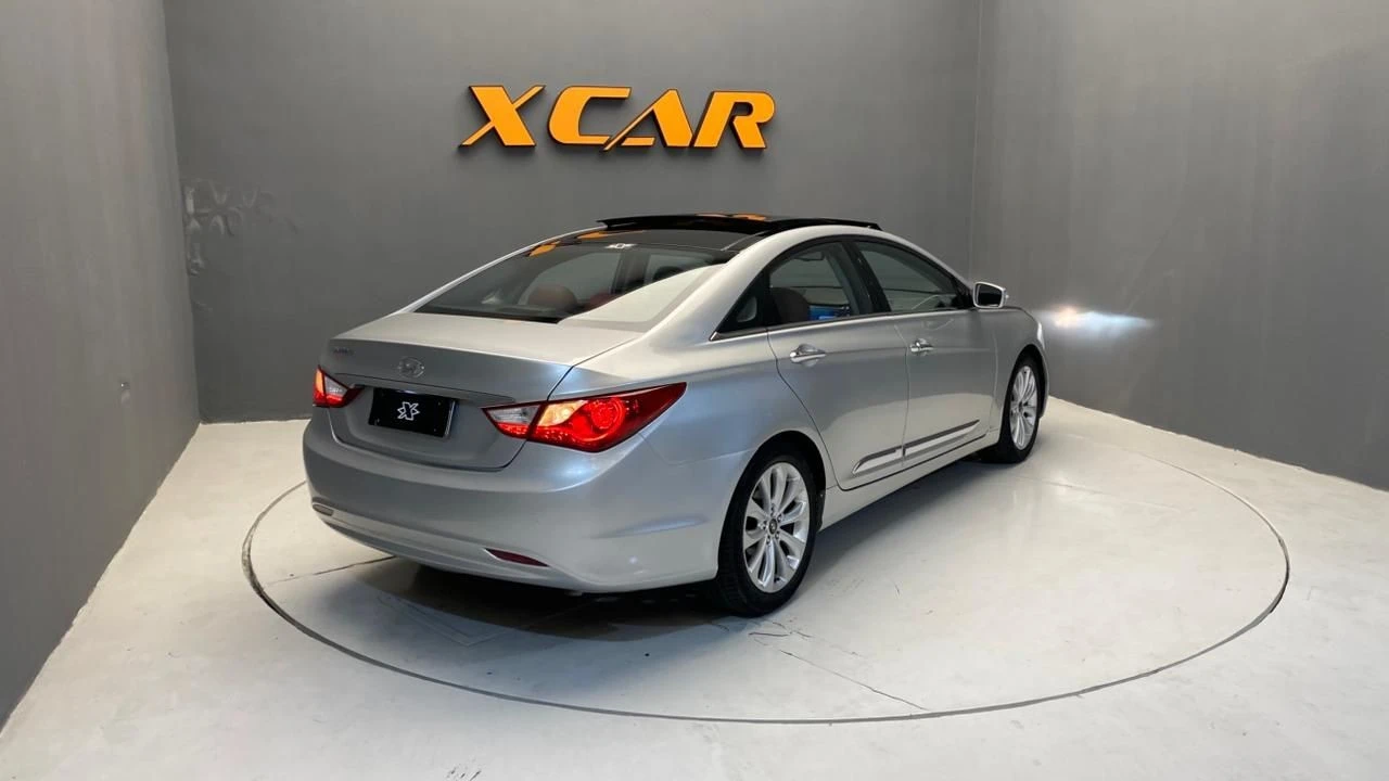 HYUNDAI SONATA