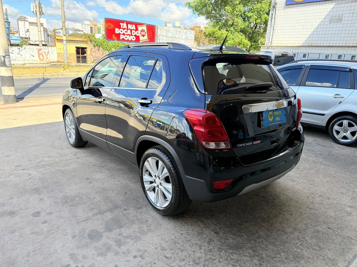 CHEVROLET TRACKER