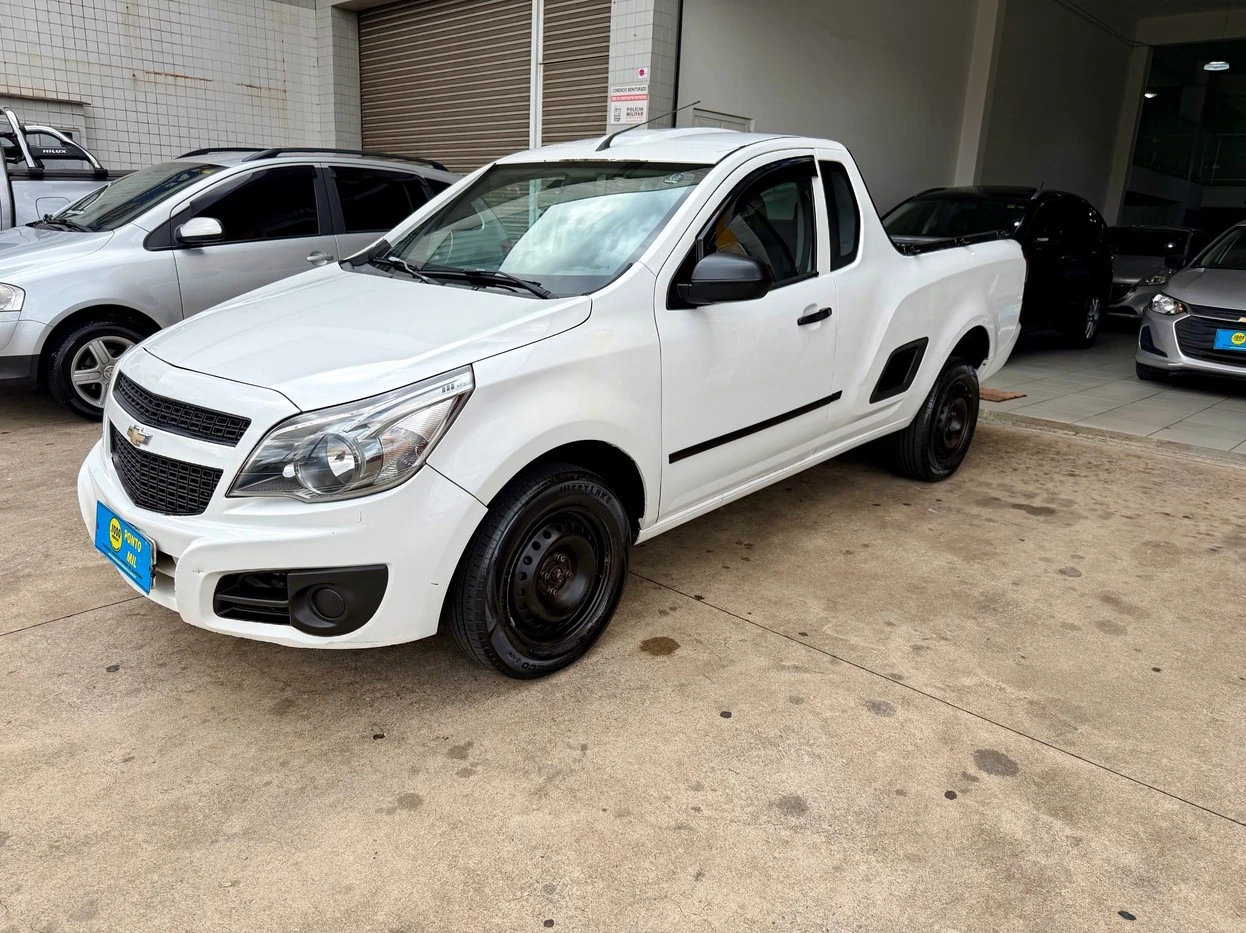 CHEVROLET MONTANA