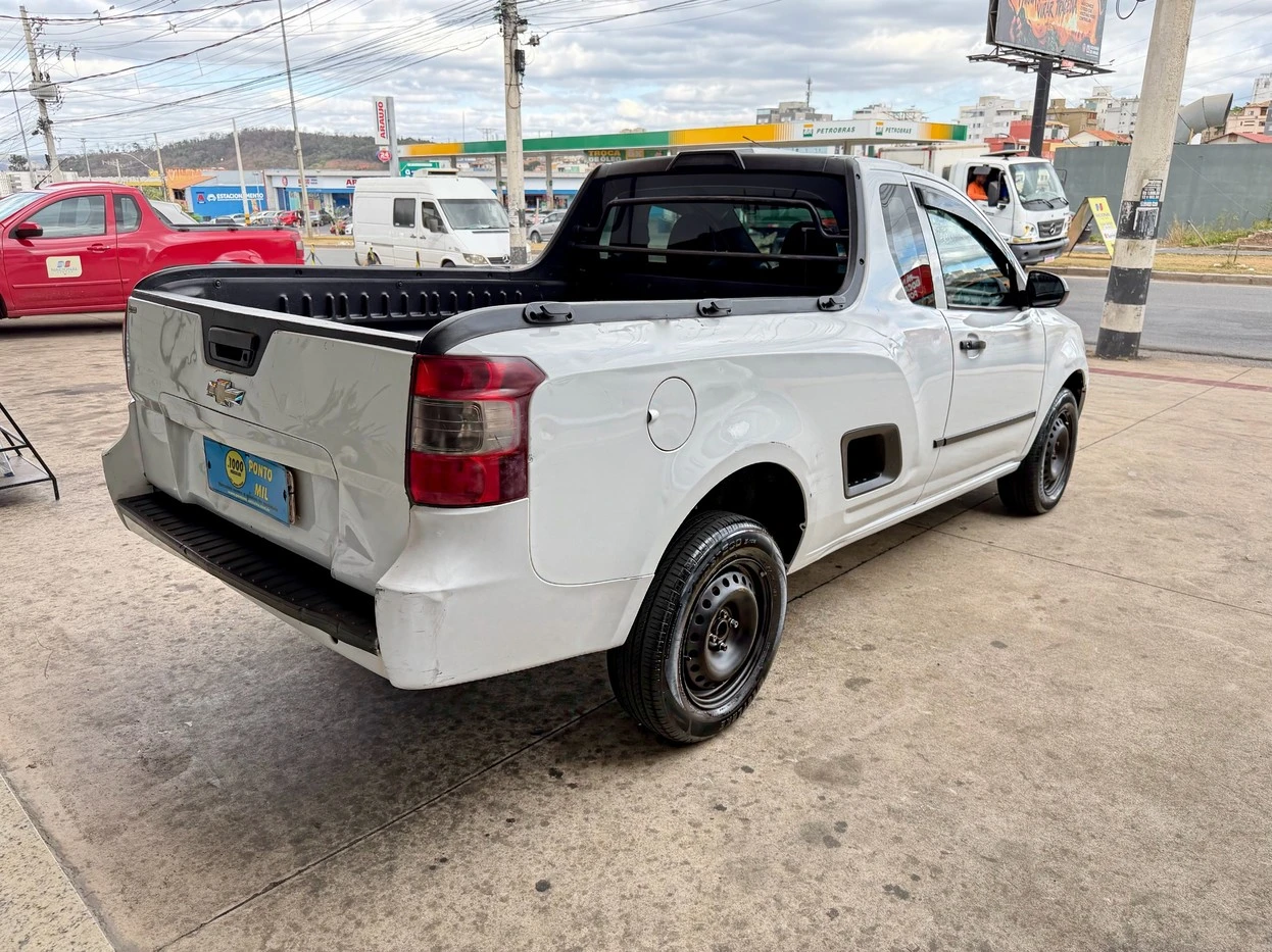 CHEVROLET MONTANA