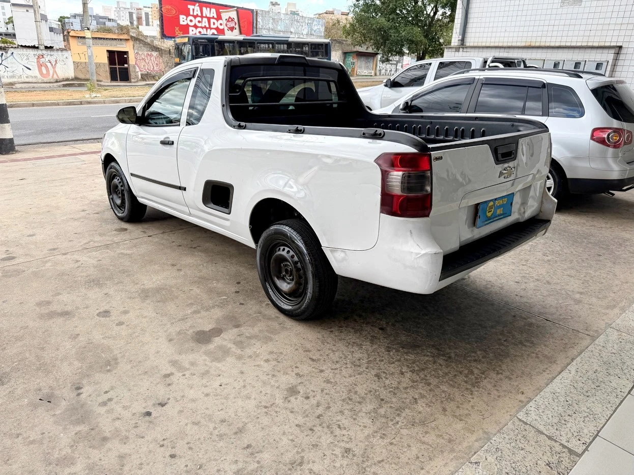 CHEVROLET MONTANA