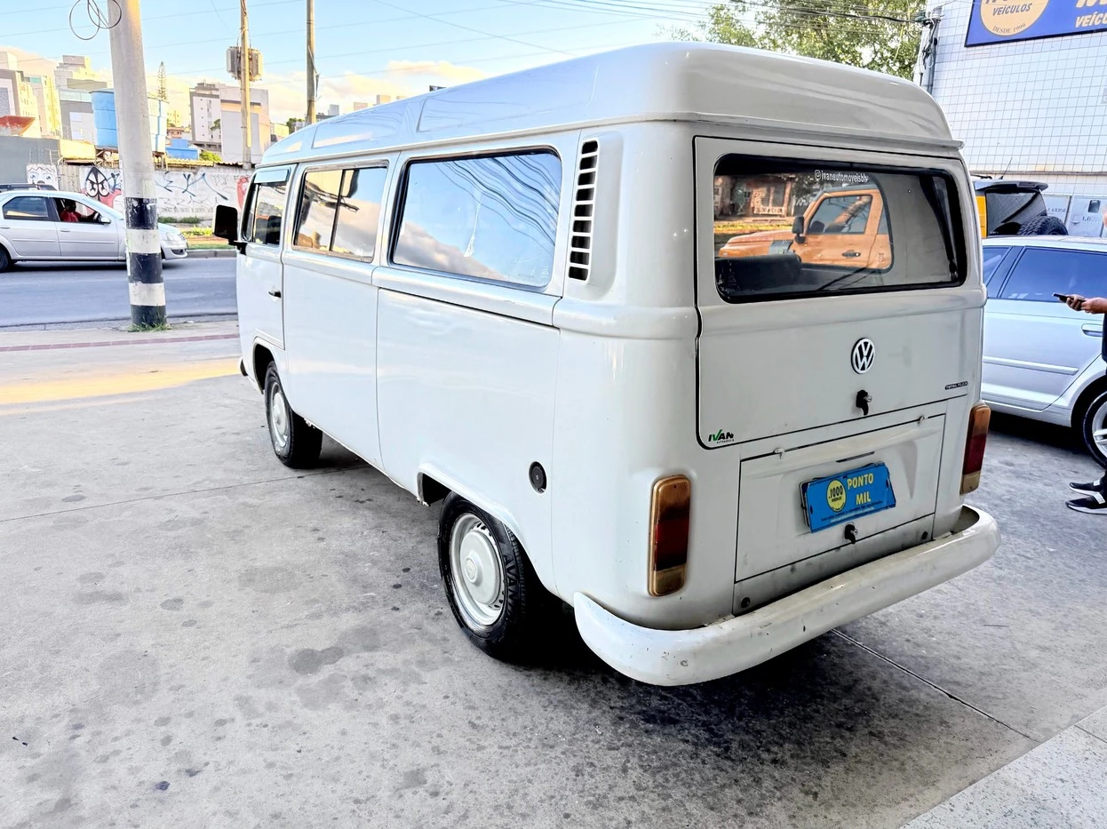 VOLKSWAGEN KOMBI