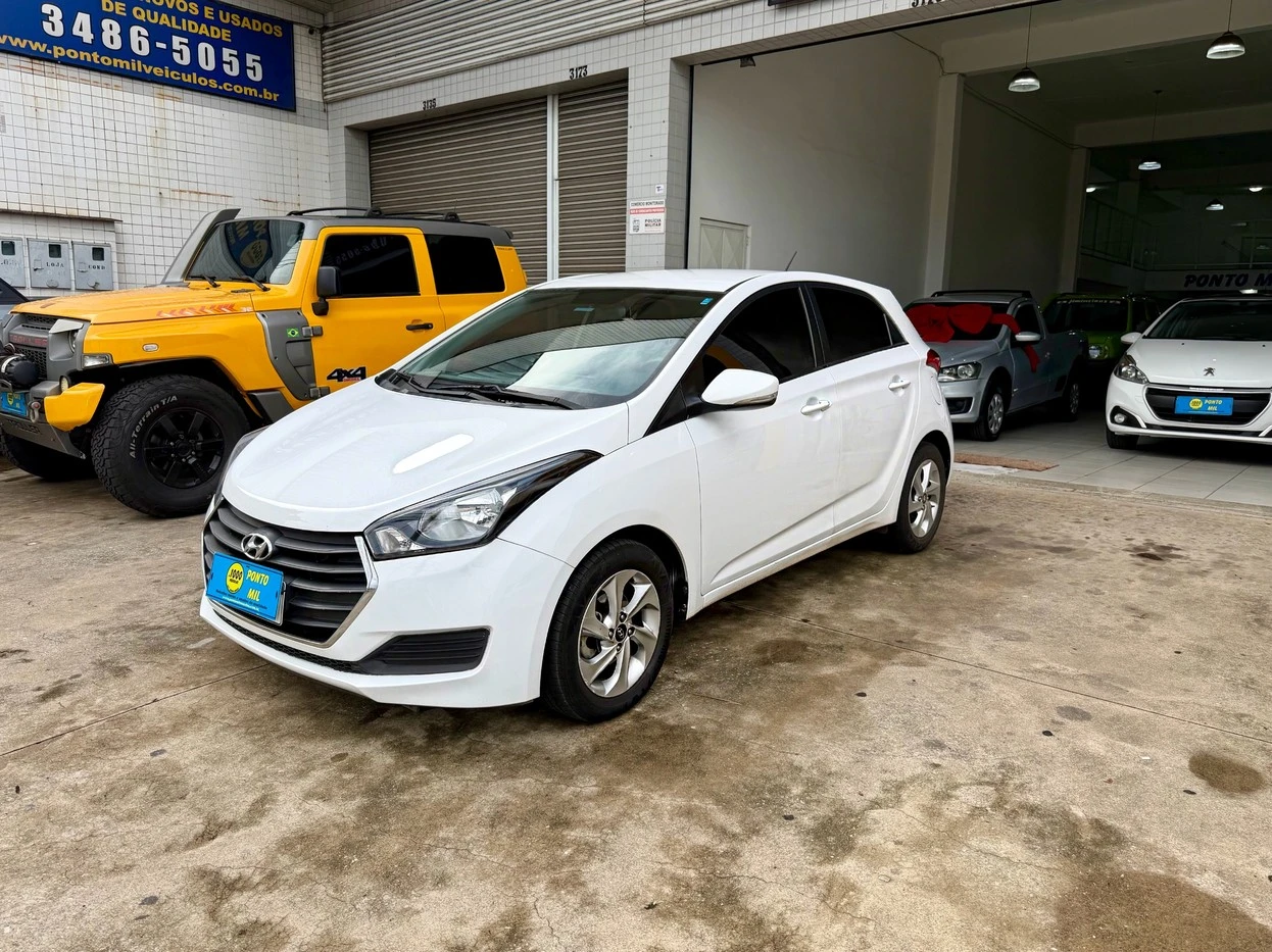 HYUNDAI HB20