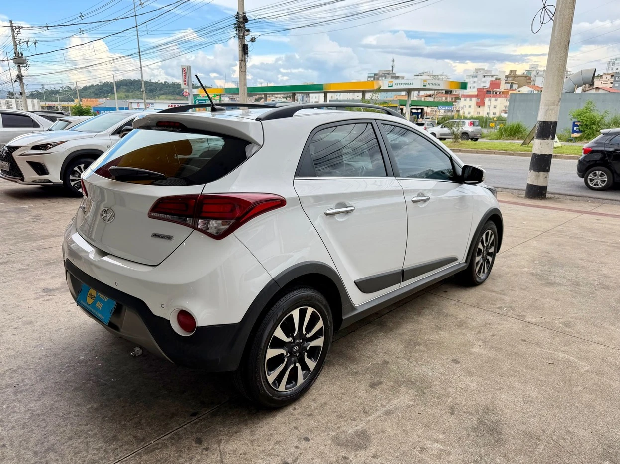 HYUNDAI HB20X