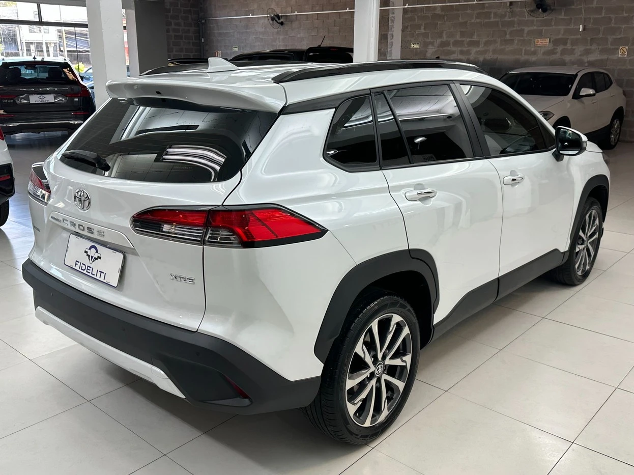 TOYOTA COROLLA CROSS