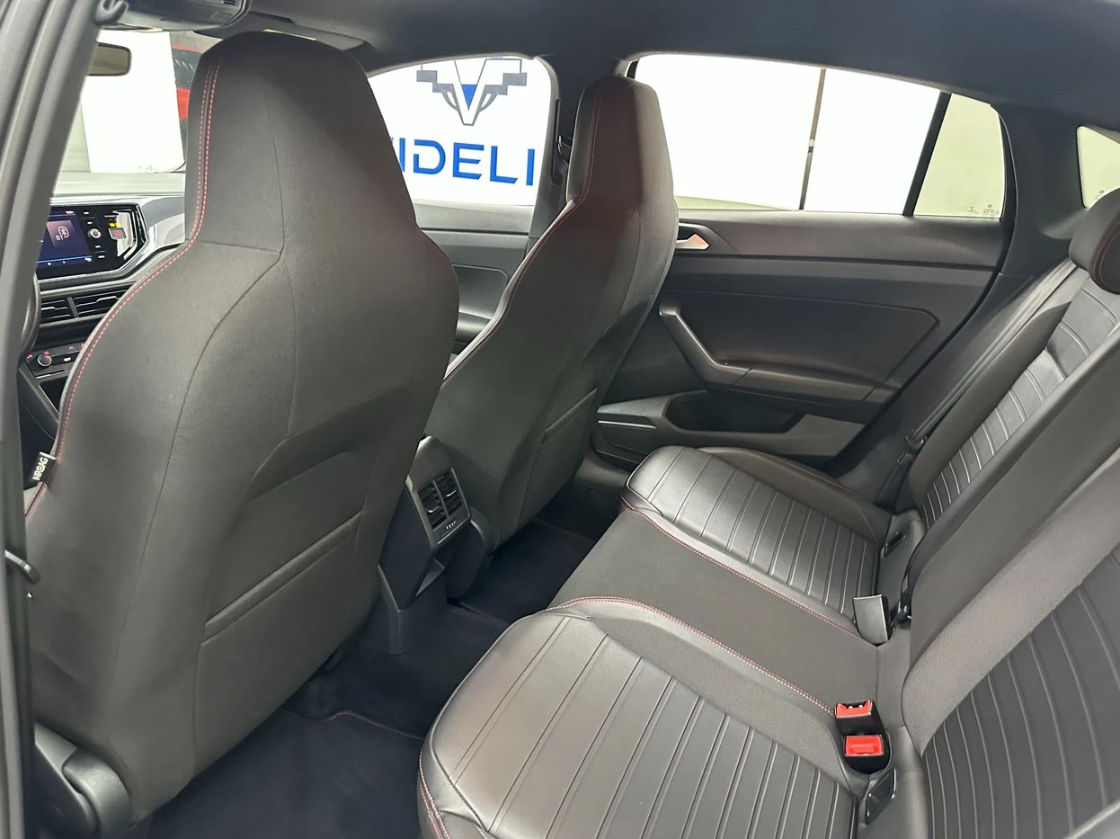 VOLKSWAGEN VIRTUS