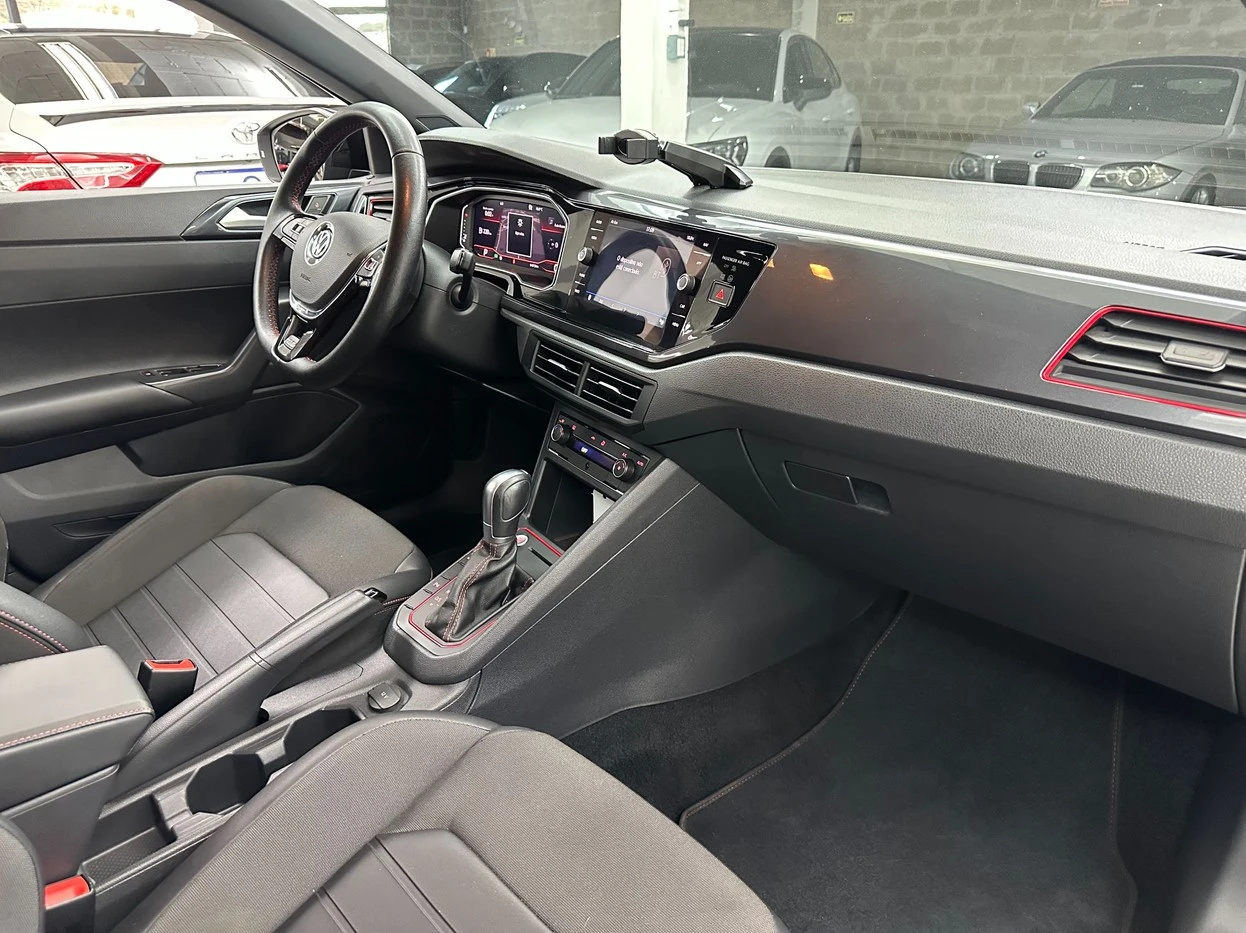 VOLKSWAGEN VIRTUS