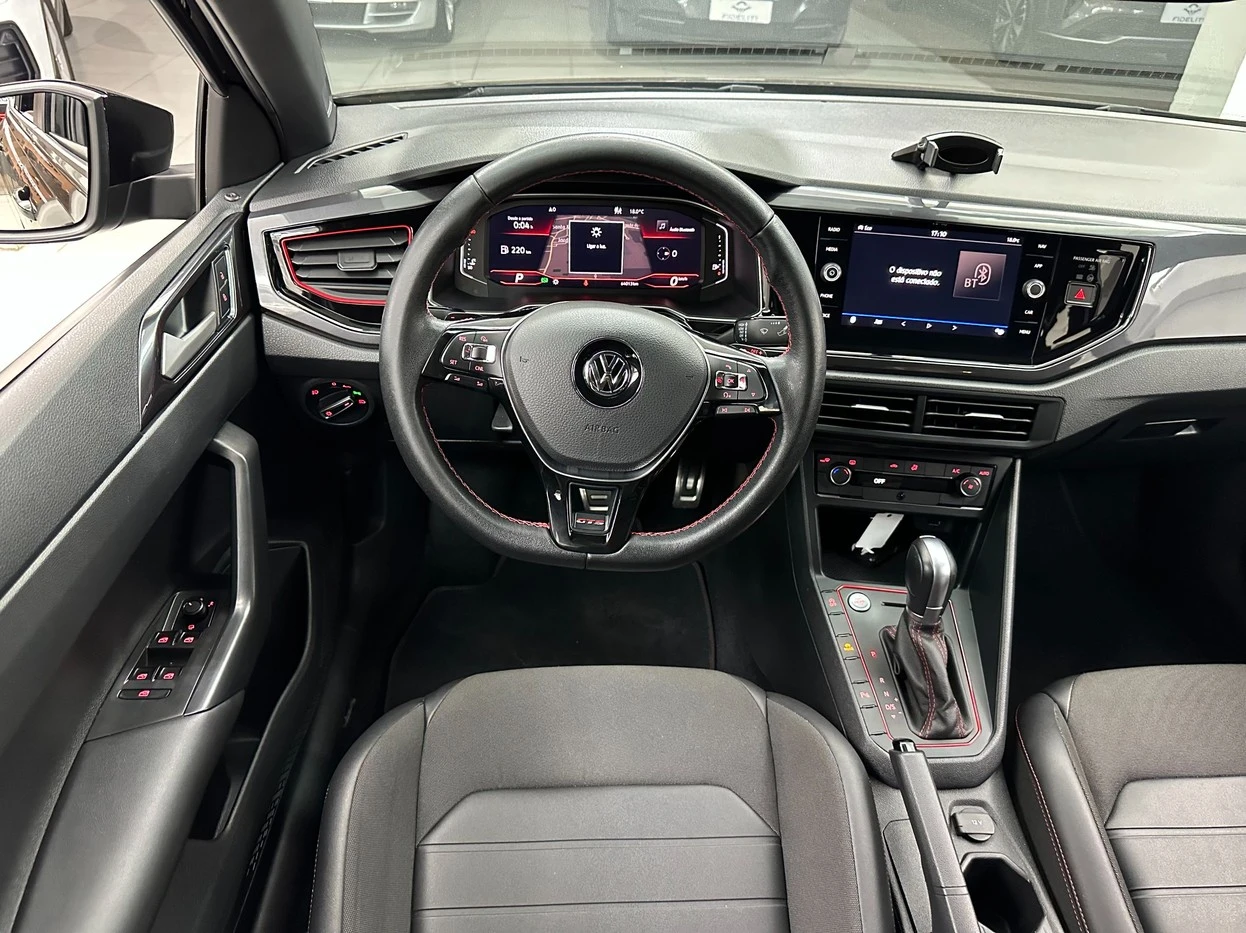 VOLKSWAGEN VIRTUS