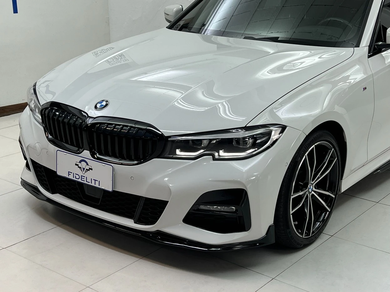 BMW 320I
