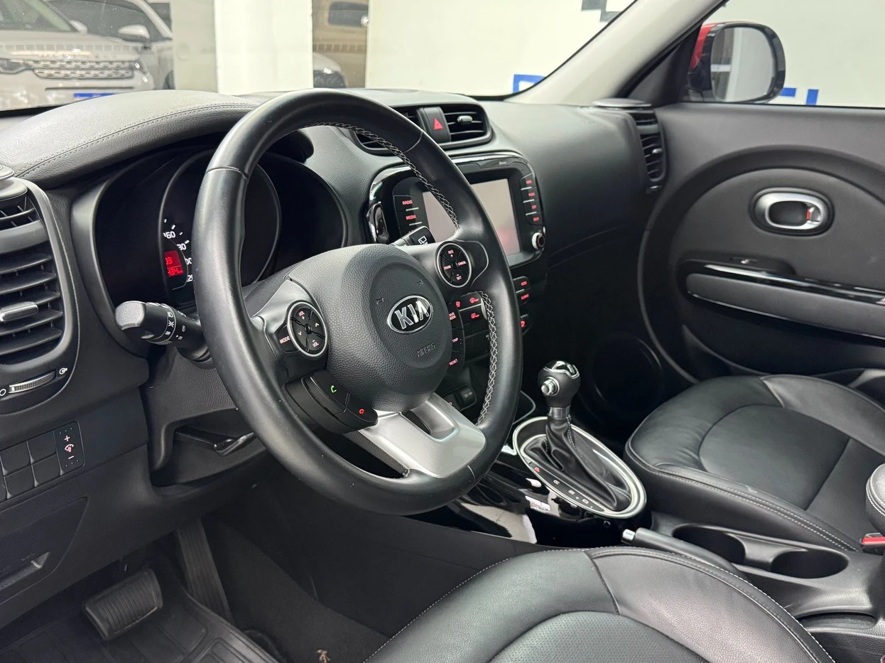 KIA SOUL