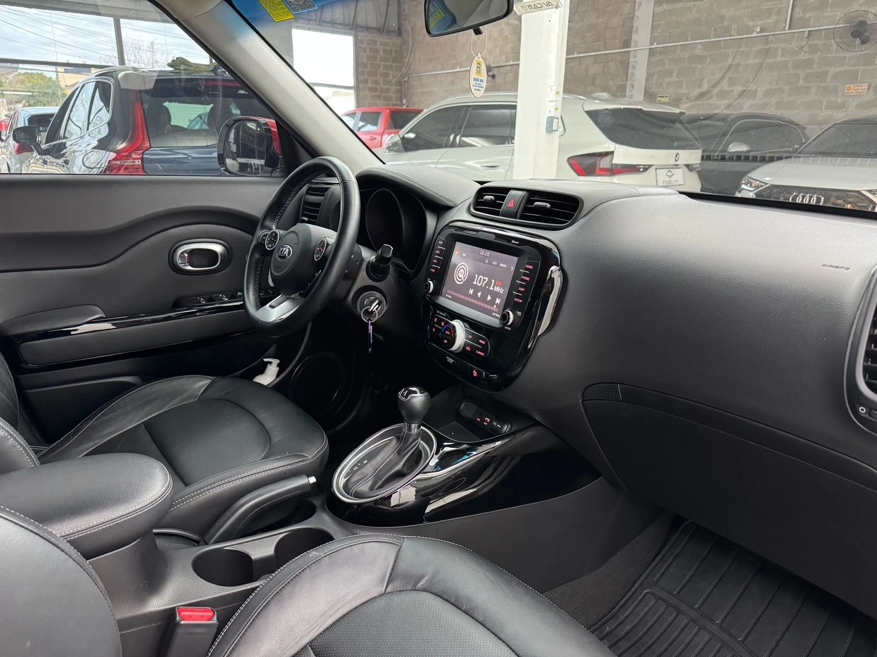 KIA SOUL