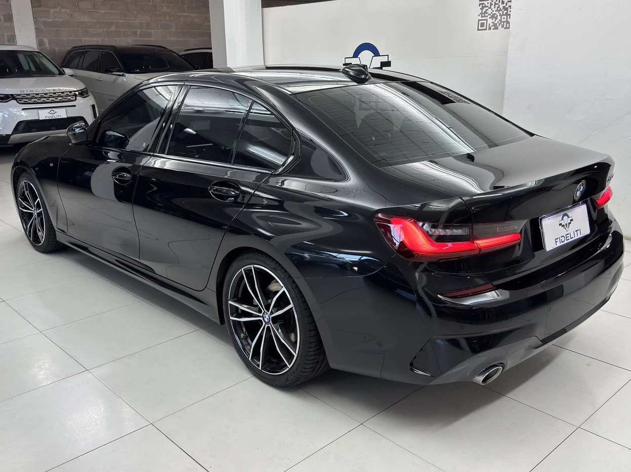 BMW 320I